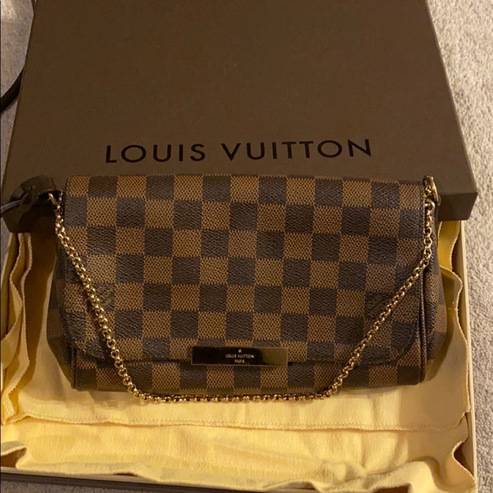 SOLD‼️‼️ Louis Vuitton Favorite PM Damier